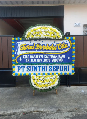 Papan Bunga Duka di Karangpawitan