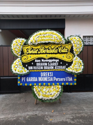 Papan Bunga Duka di Karangpawitan